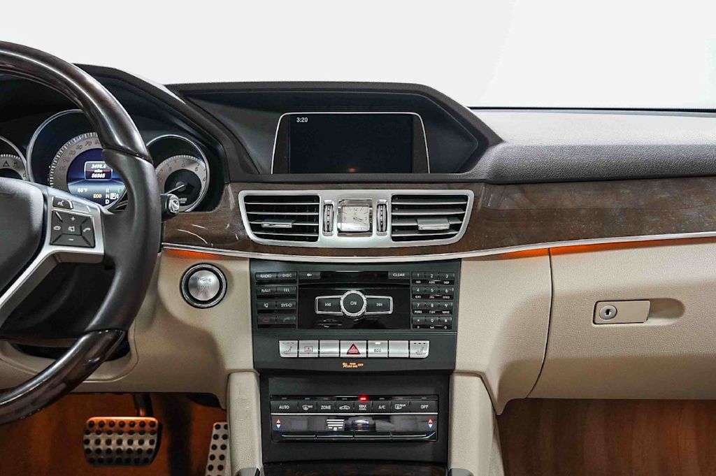 Thumbnail: 2014 Mercedes-Benz E-Class - 13