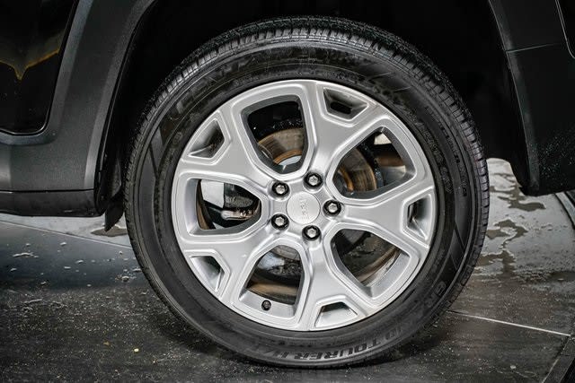 Thumbnail: 2019 Jeep Renegade - 6