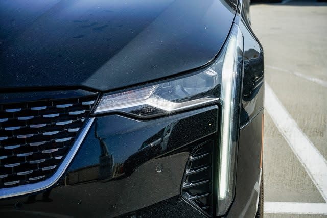 Thumbnail: 2023 Cadillac CT4 - 9