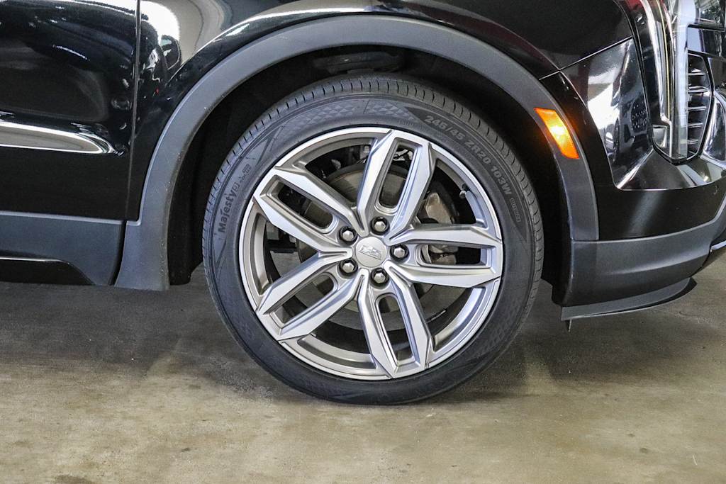 Thumbnail: 2019 Cadillac XT4 - 6