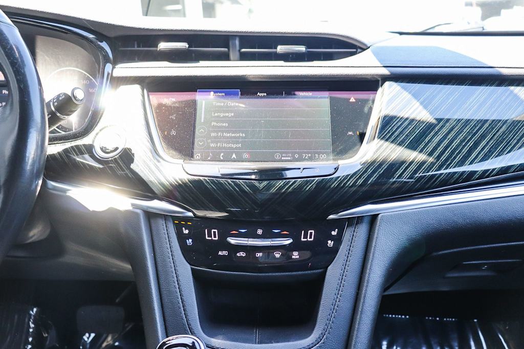 Thumbnail: 2023 Cadillac XT6 - 11
