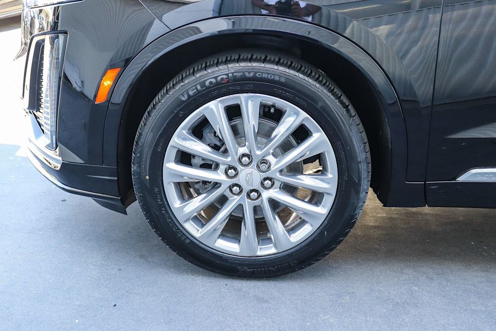 Thumbnail: 2023 Cadillac XT6 - 5
