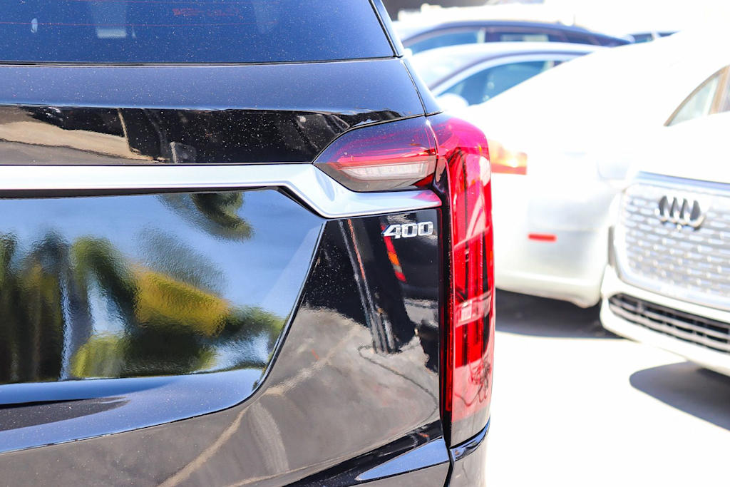 Thumbnail: 2023 Cadillac XT6 - 21