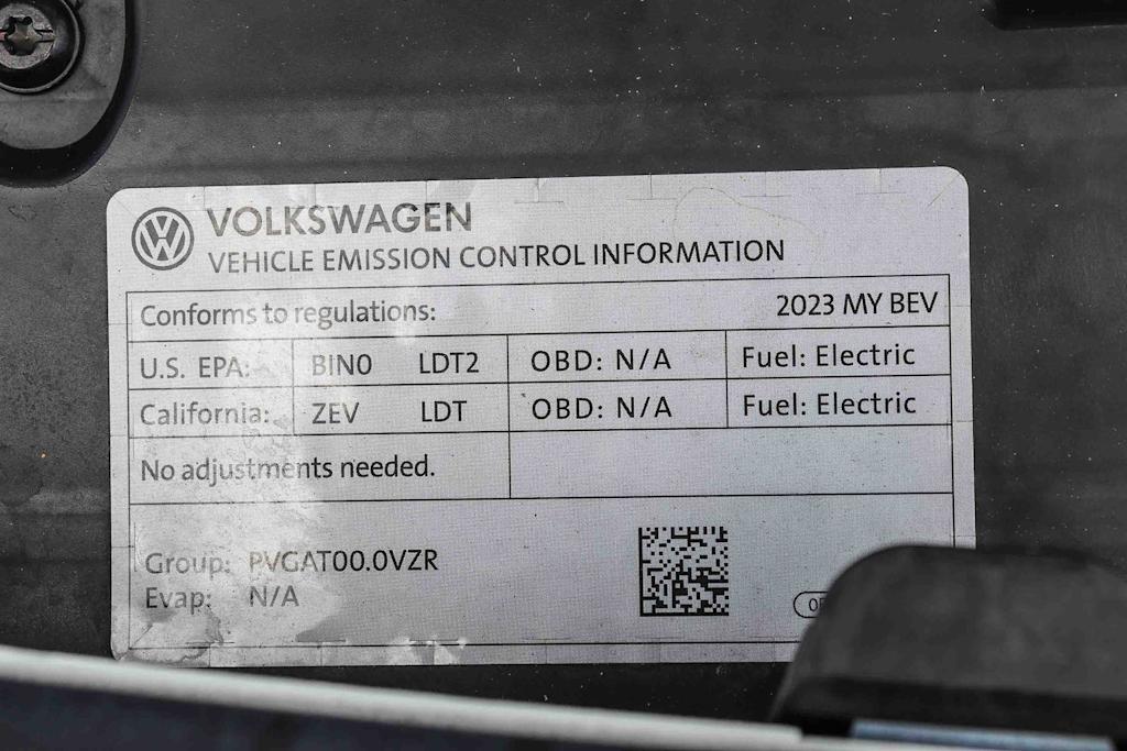 Thumbnail: 2023 Volkswagen ID.4 - 17