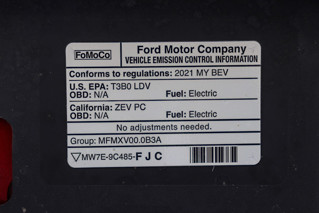 Thumbnail: 2021 Ford Mustang Mach-E - 15