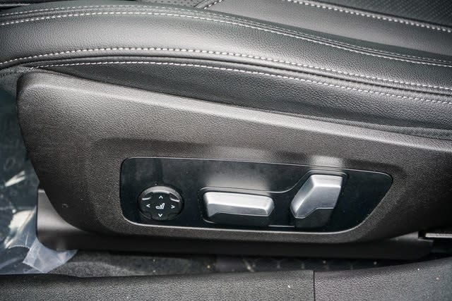 Thumbnail: 2022 BMW 3 Series - 24