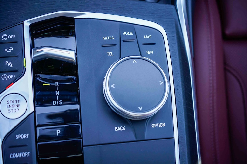 Thumbnail: 2024 BMW 3 Series - 23