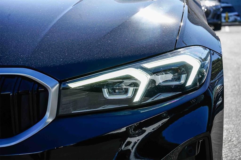 Thumbnail: 2024 BMW 3 Series - 18