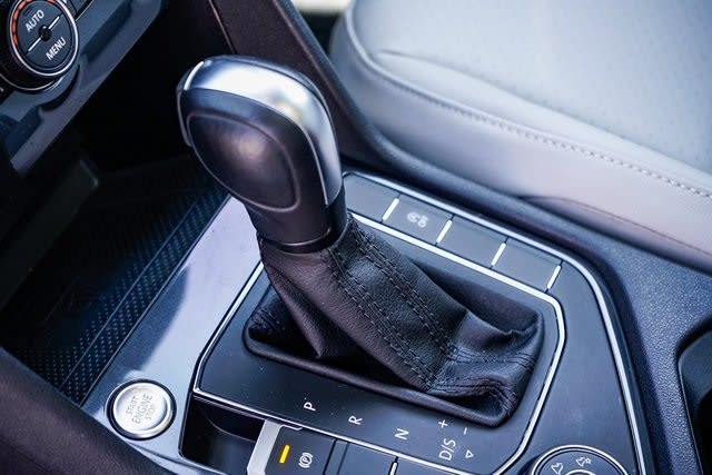 Thumbnail: 2020 Volkswagen Tiguan - 14