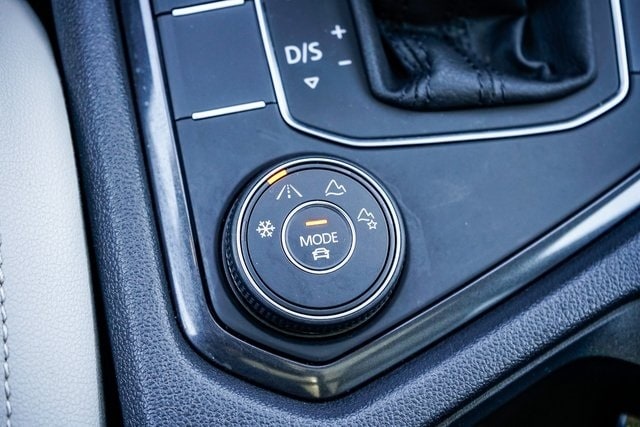 Thumbnail: 2020 Volkswagen Tiguan - 26