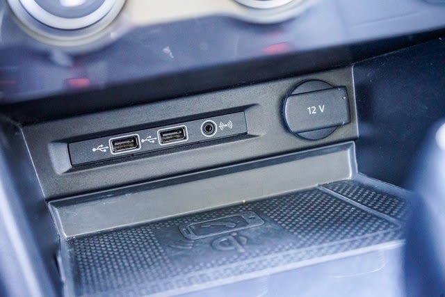 Thumbnail: 2020 Volkswagen Tiguan - 25