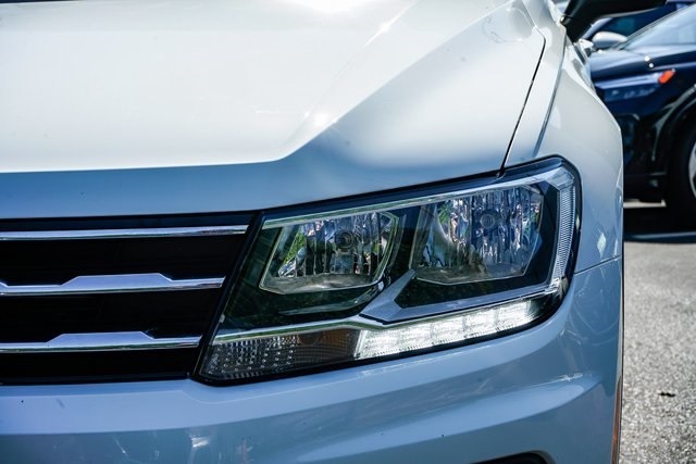 Thumbnail: 2020 Volkswagen Tiguan - 19