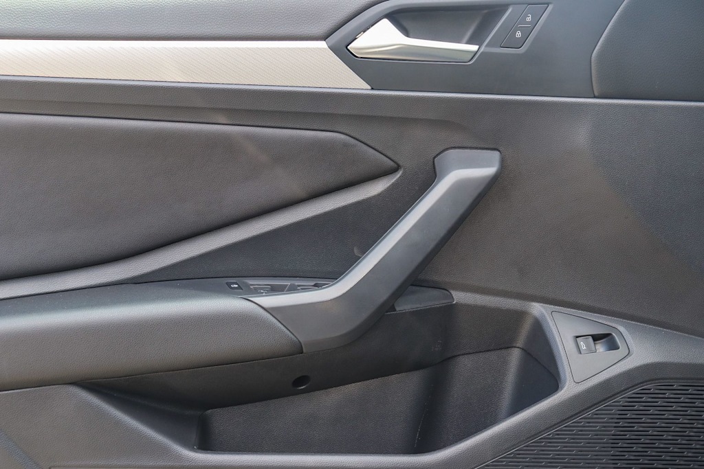 Thumbnail: 2019 Volkswagen Jetta - 26