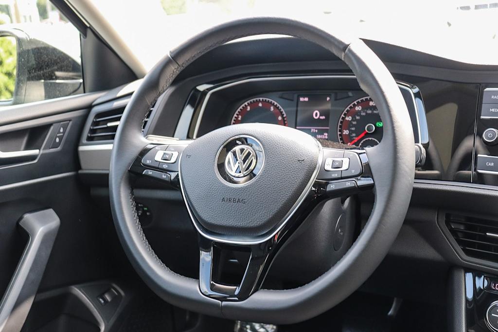 Thumbnail: 2019 Volkswagen Jetta - 8