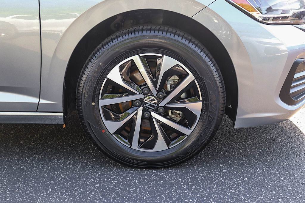 Thumbnail: 2022 Volkswagen Jetta - 7