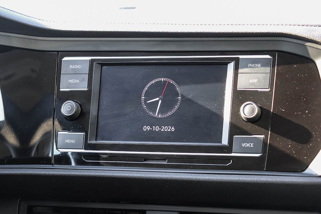 Thumbnail: 2022 Volkswagen Jetta - 25