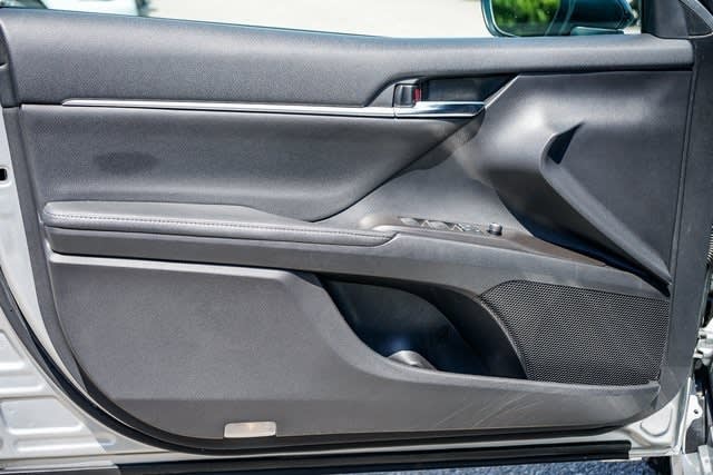2022 Toyota Camry XSE 33