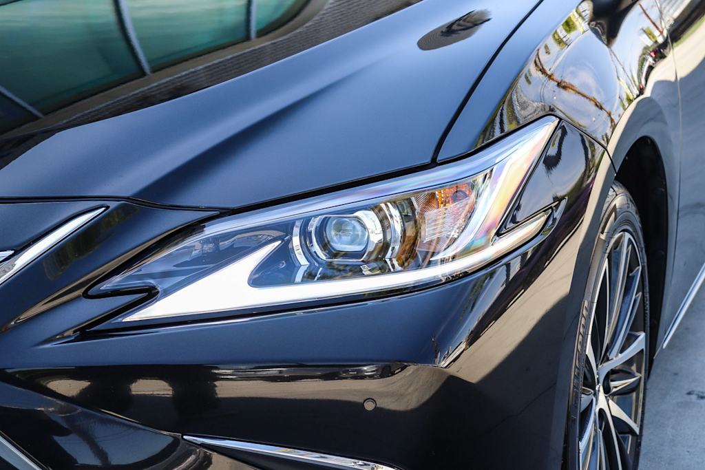 Thumbnail: 2024 Lexus ES - 20