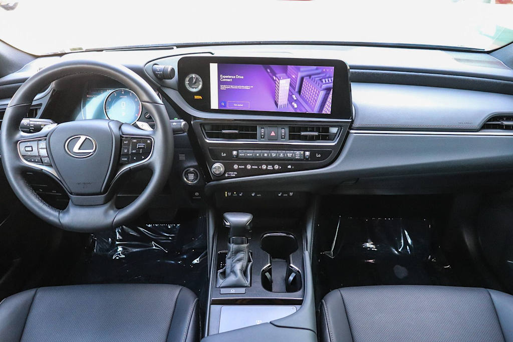Thumbnail: 2024 Lexus ES - 2
