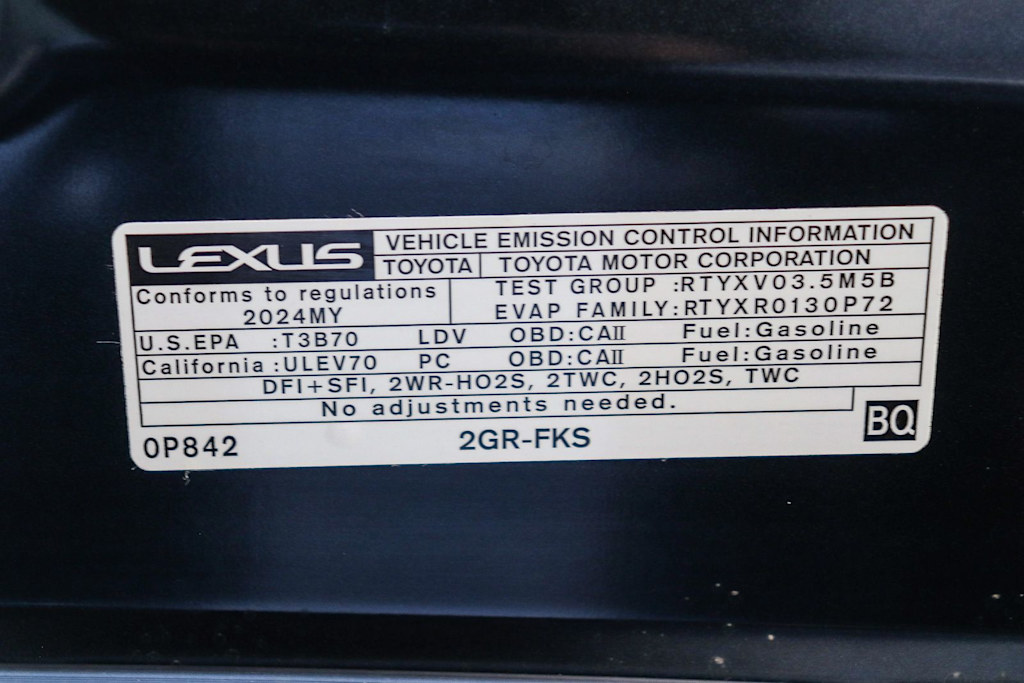 Thumbnail: 2024 Lexus ES - 17