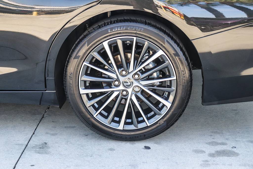 Thumbnail: 2024 Lexus ES - 21