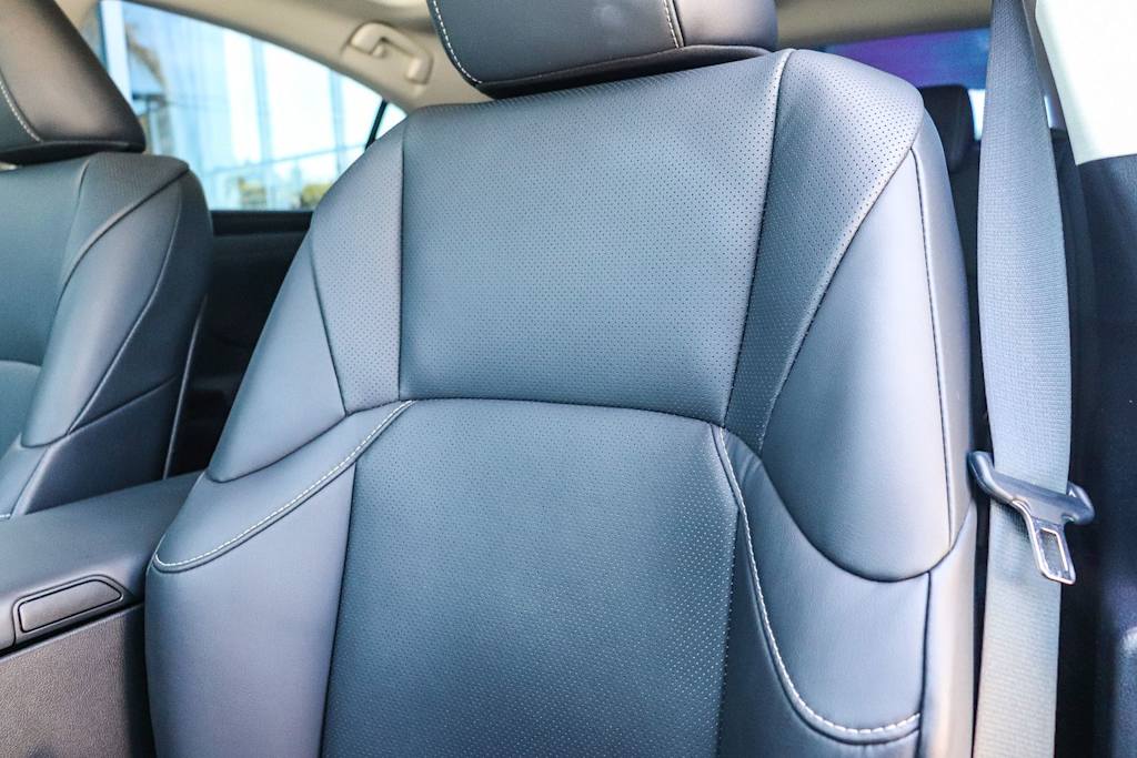 Thumbnail: 2024 Lexus ES - 29