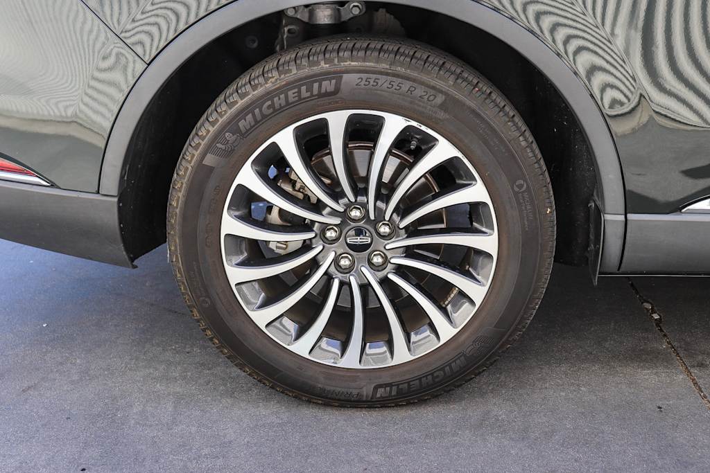 Thumbnail: 2023 Lincoln Aviator - 11