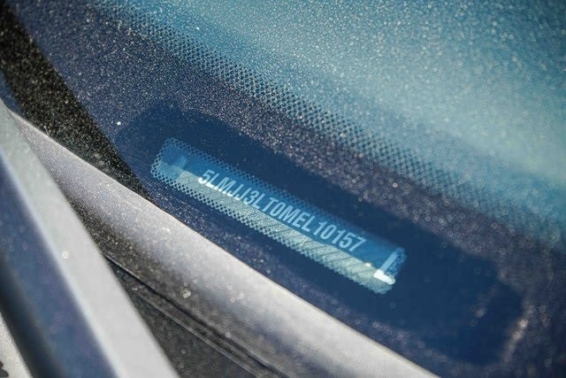 Thumbnail: 2021 Lincoln Navigator L - 6