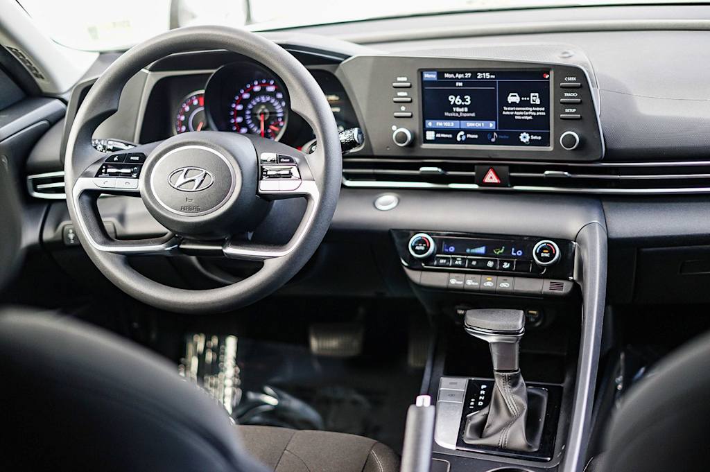 Thumbnail: 2022 Hyundai Elantra - 2