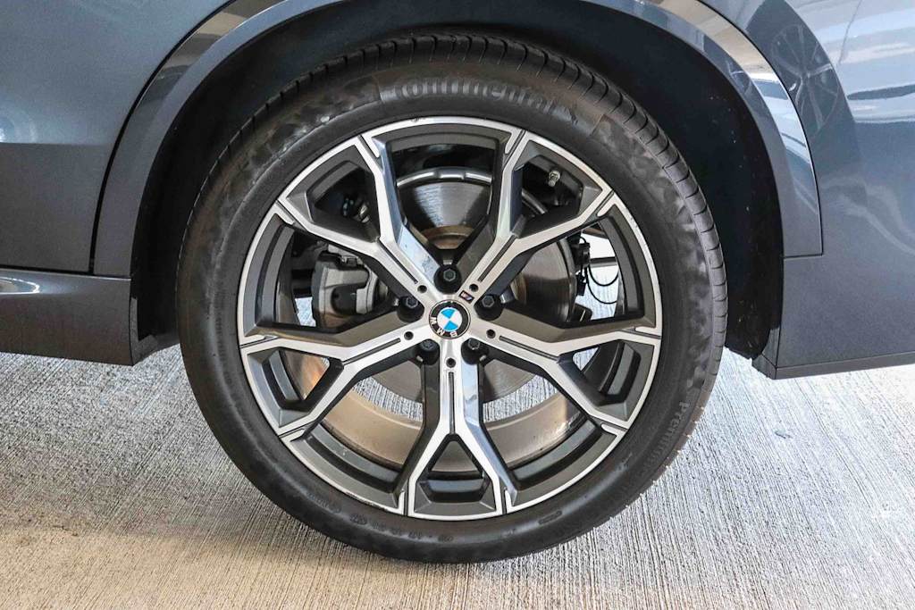 Thumbnail: 2020 BMW X5 - 11