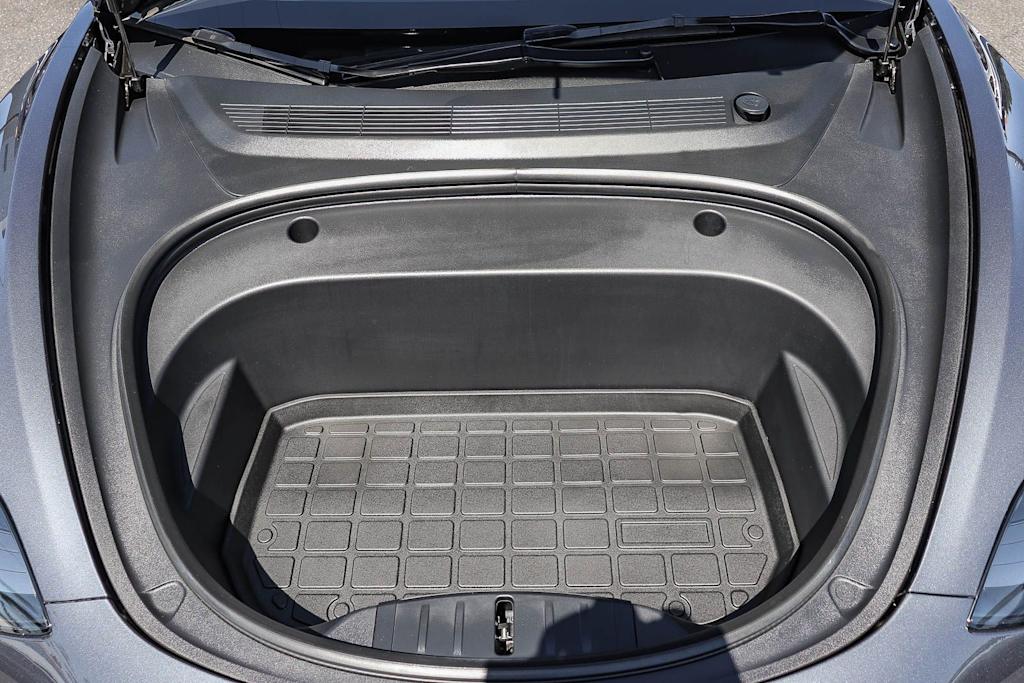 Thumbnail: 2023 Tesla Model 3 - 27