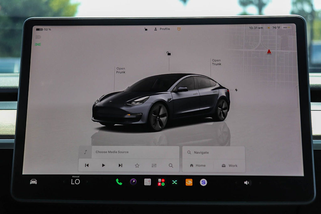 Thumbnail: 2023 Tesla Model 3 - 10