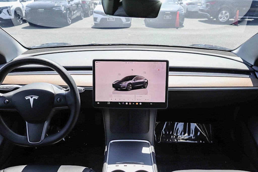 Thumbnail: 2023 Tesla Model 3 - 2
