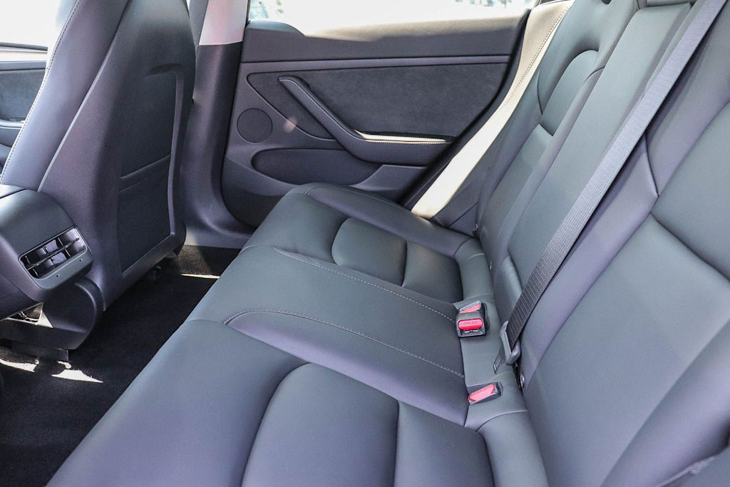 Thumbnail: 2023 Tesla Model 3 - 9