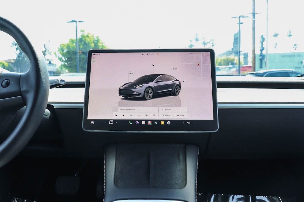 Thumbnail: 2023 Tesla Model 3 - 21
