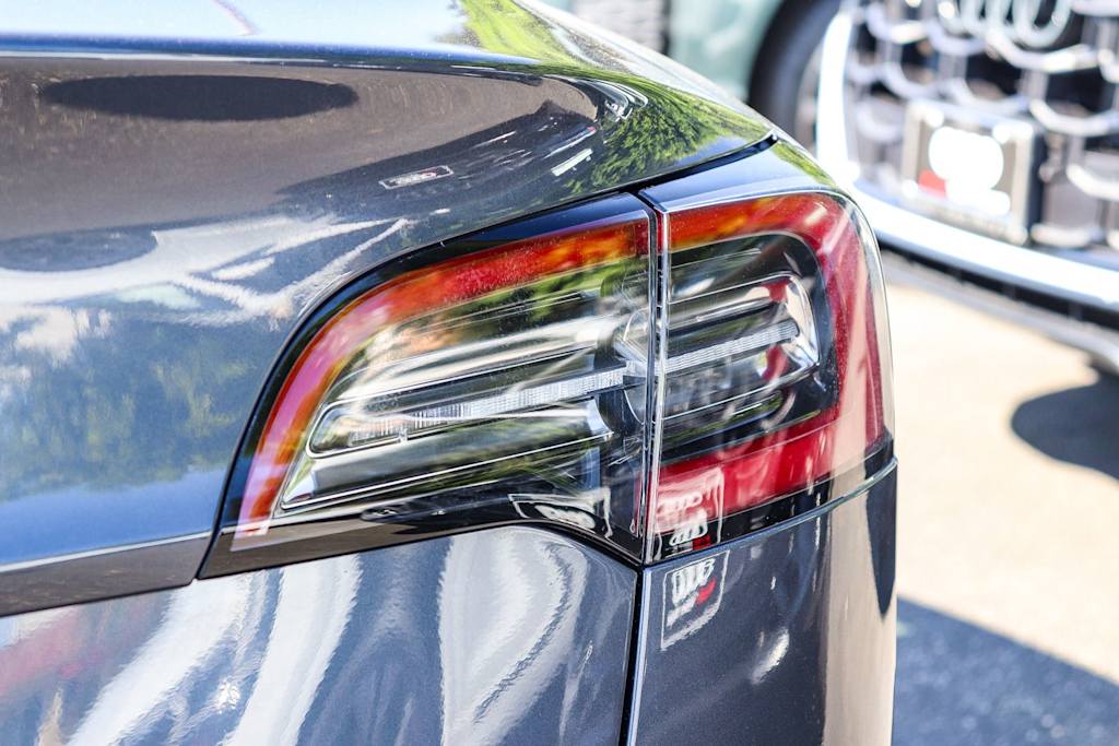 Thumbnail: 2023 Tesla Model 3 - 20