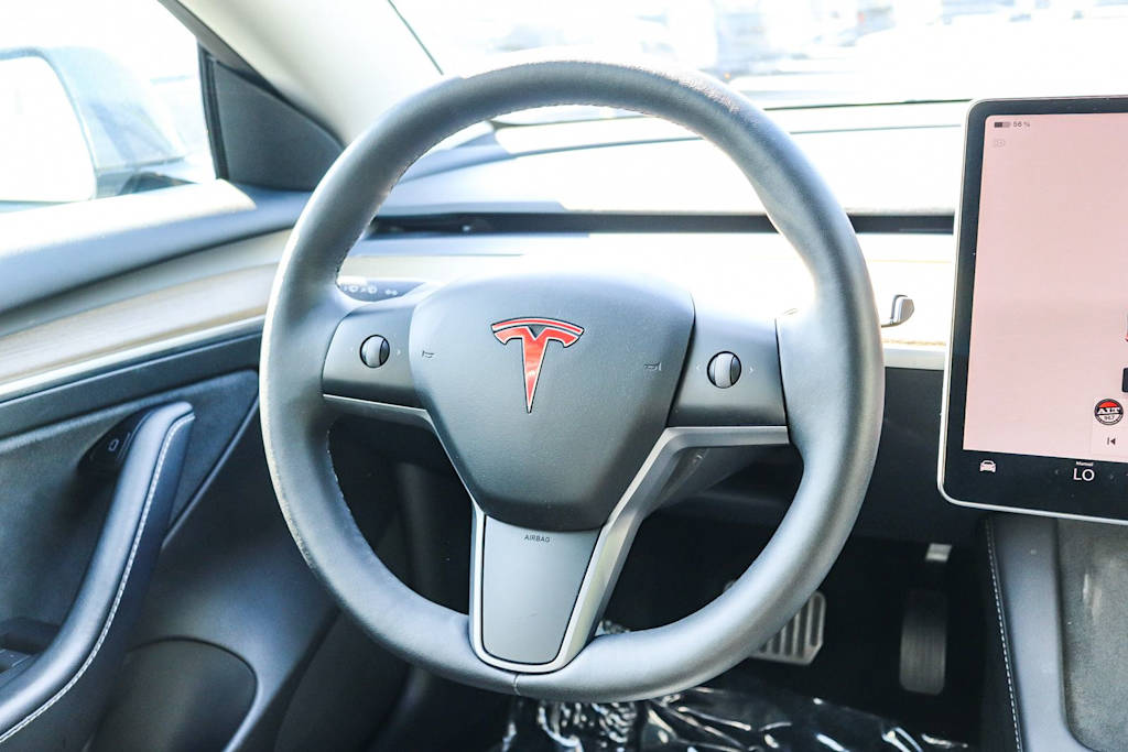 Thumbnail: 2023 Tesla Model 3 - 13