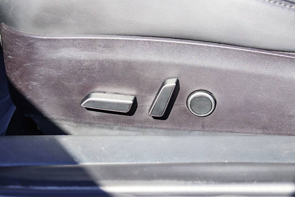 Thumbnail: 2023 Tesla Model 3 - 23