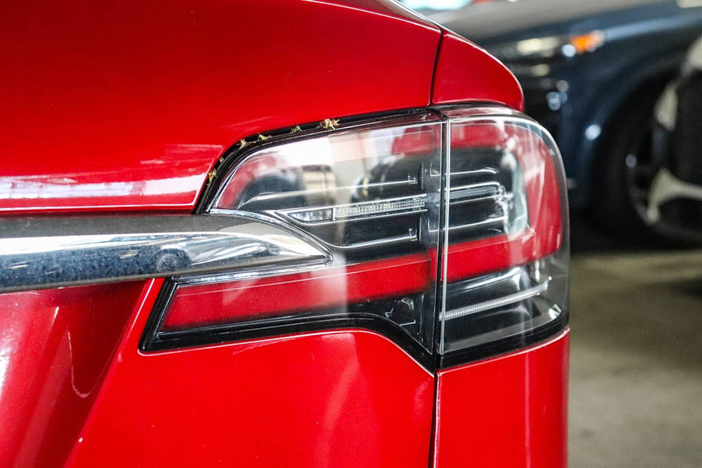 Thumbnail: 2018 Tesla Model X - 12