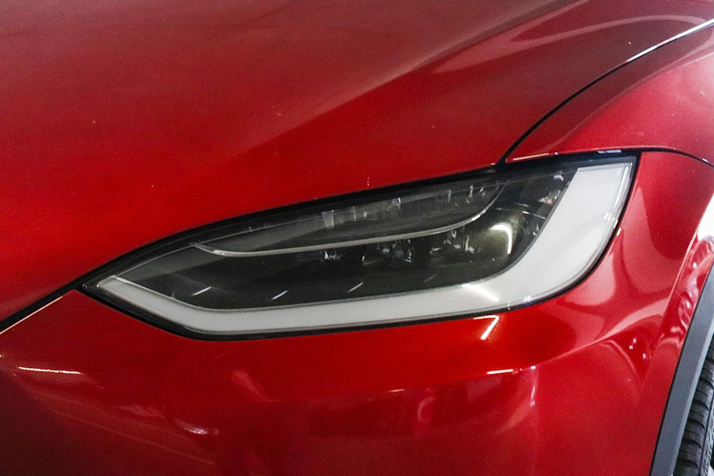 Thumbnail: 2018 Tesla Model X - 9