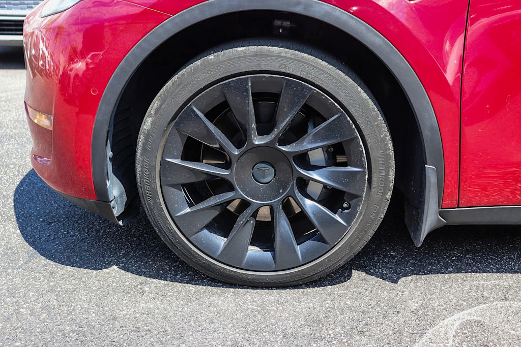 Thumbnail: 2021 Tesla Model Y - 4