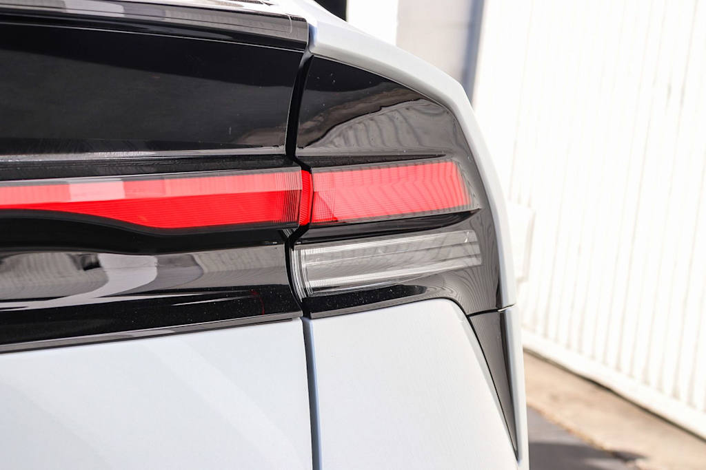 Thumbnail: 2025 Toyota Prius - 21
