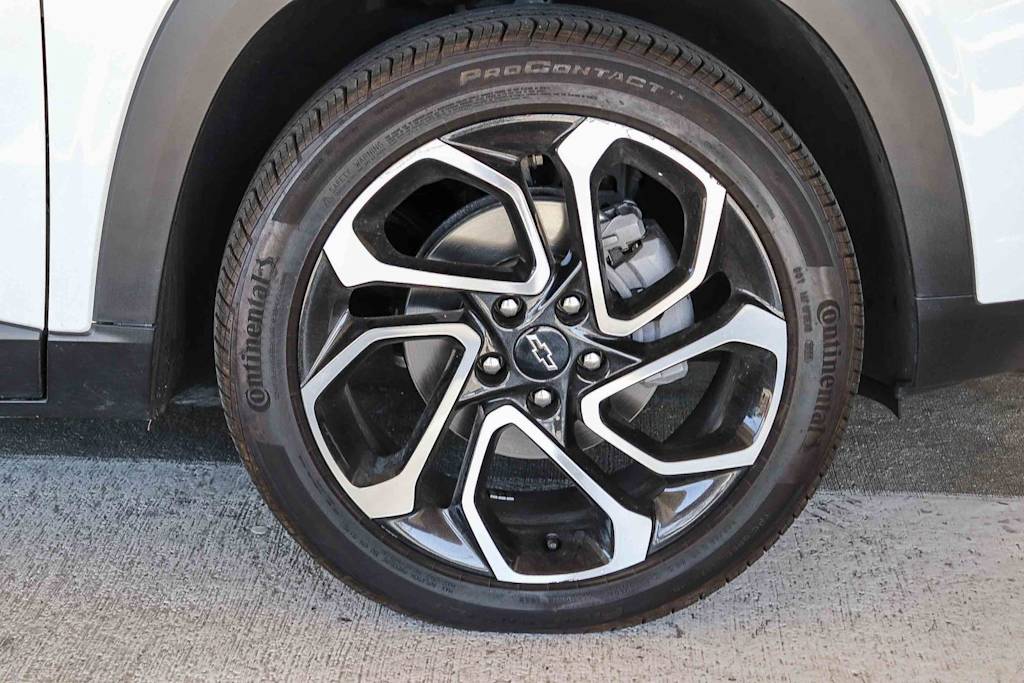 Thumbnail: 2024 Chevrolet Trax - 5