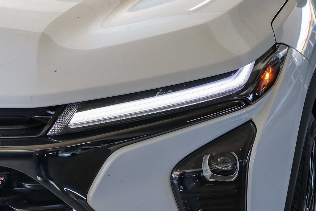 Thumbnail: 2024 Chevrolet Trax - 9