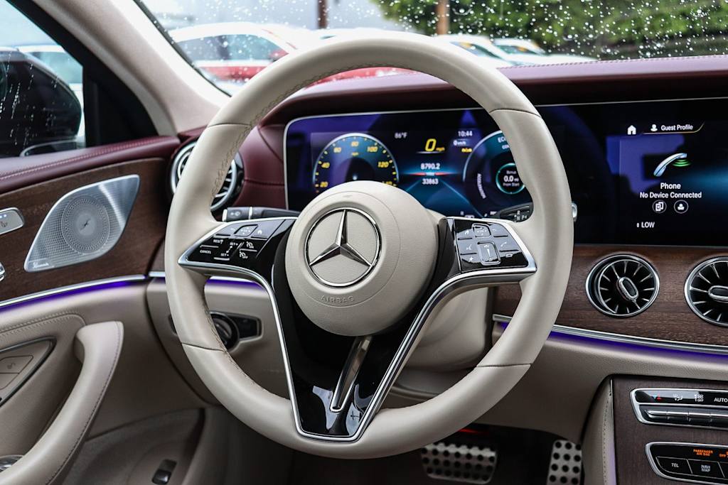 Thumbnail: 2023 Mercedes-Benz CLS - 8