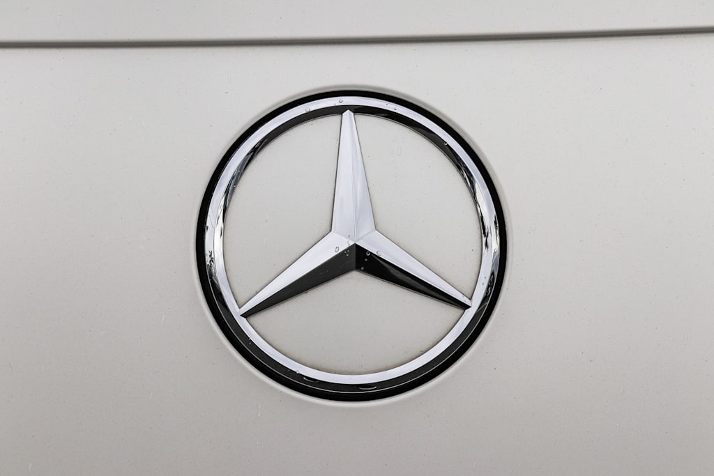 Thumbnail: 2023 Mercedes-Benz CLS - 23