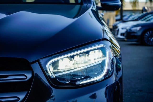2021 Mercedes-Benz GLC 300 20