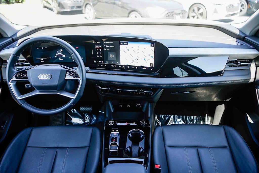 Thumbnail: 2025 Audi Q6 e-tron - 2