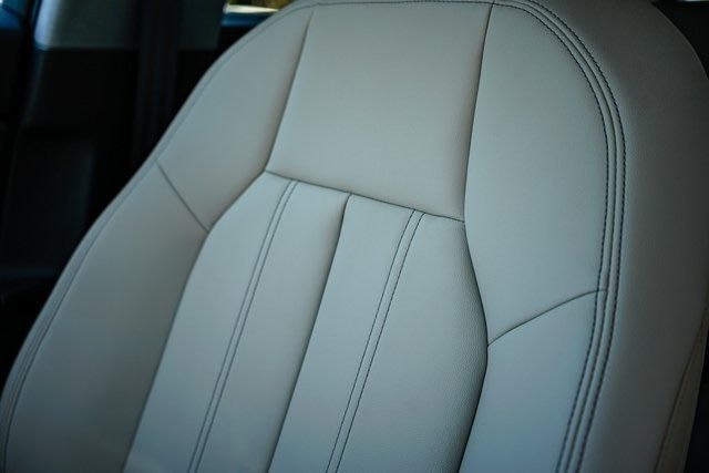 Thumbnail: 2025 Audi Q6 e-tron - 26