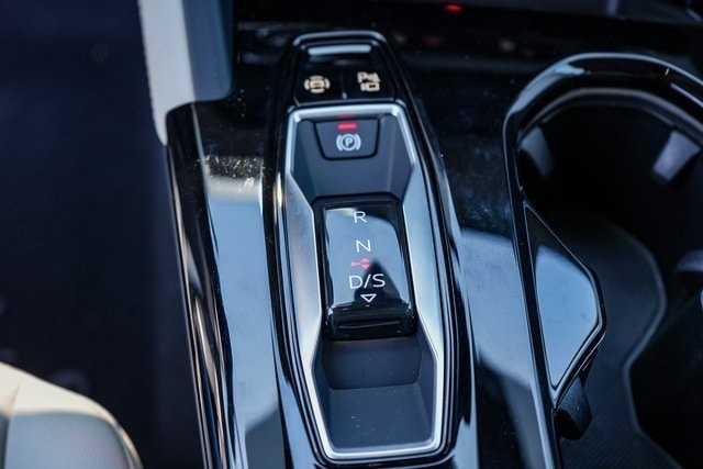 Thumbnail: 2025 Audi Q5 - 13